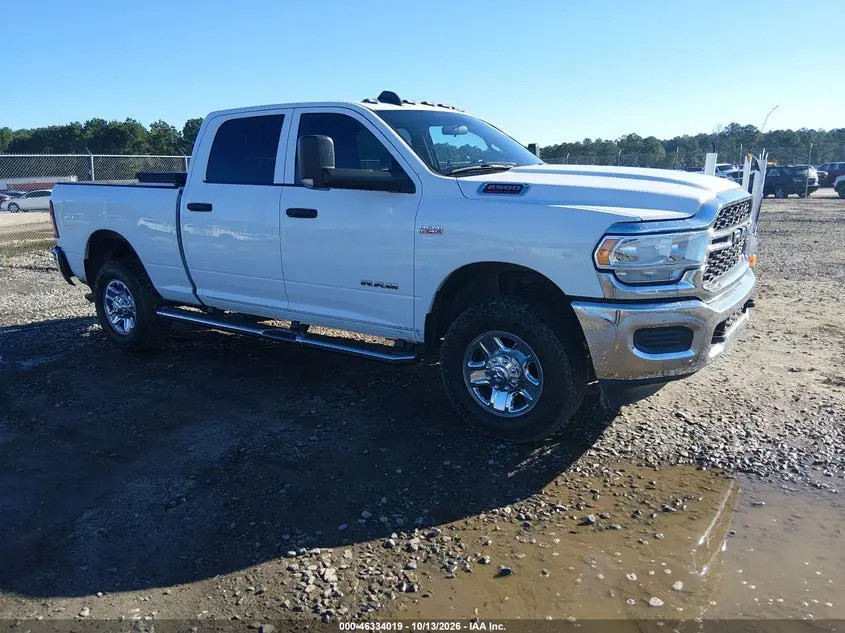 Ram 2500 Tradesman 4X4 6'4 Box 2021