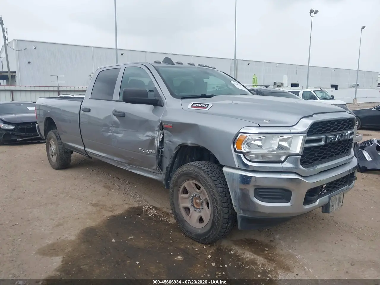 Ram 2500 Tradesman 4X4 8' Box 2022