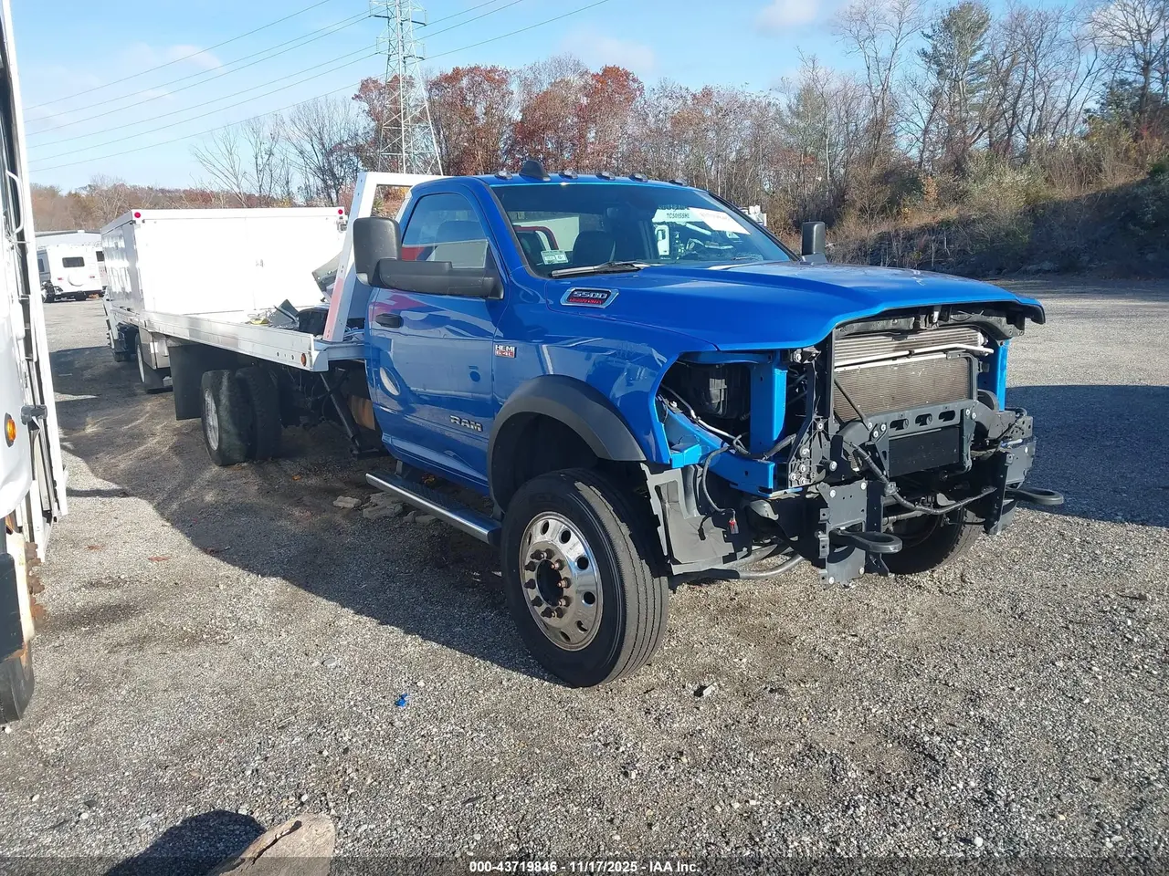 Ram 5500 Chassis Tradesman/Slt 2021