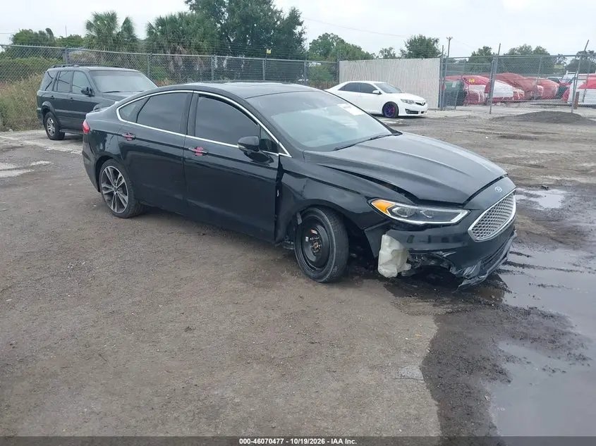 Ford Fusion Titanium 2020
