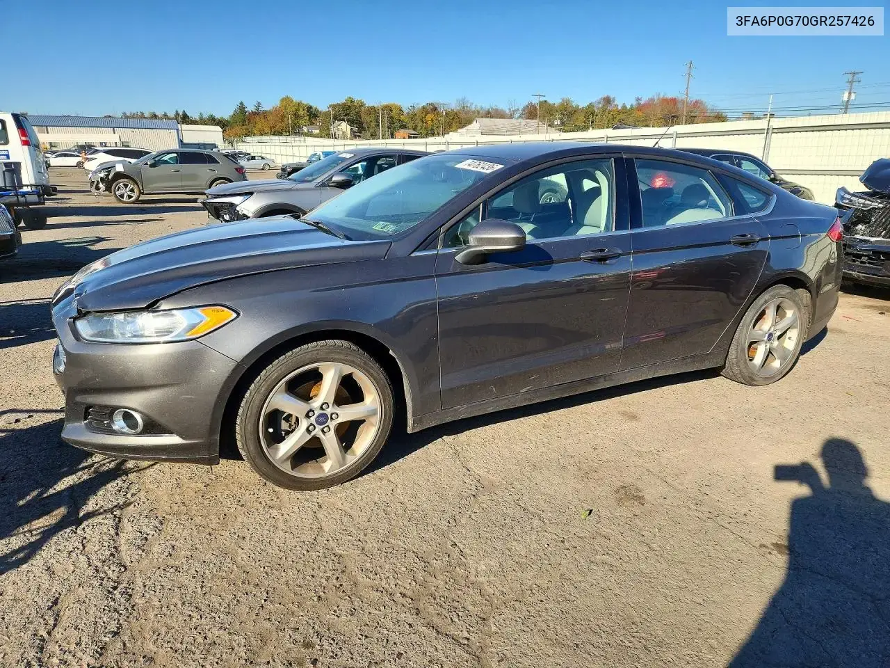 Ford Fusion S 2016