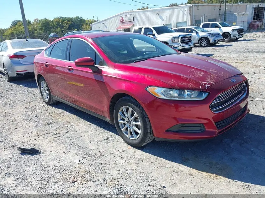 Ford Fusion S 2016