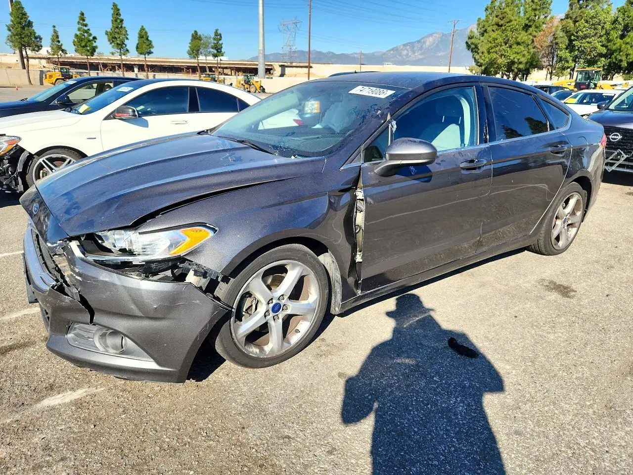 Ford Fusion S 2016