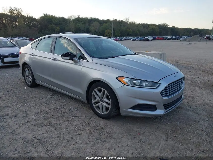Ford Fusion S 2015