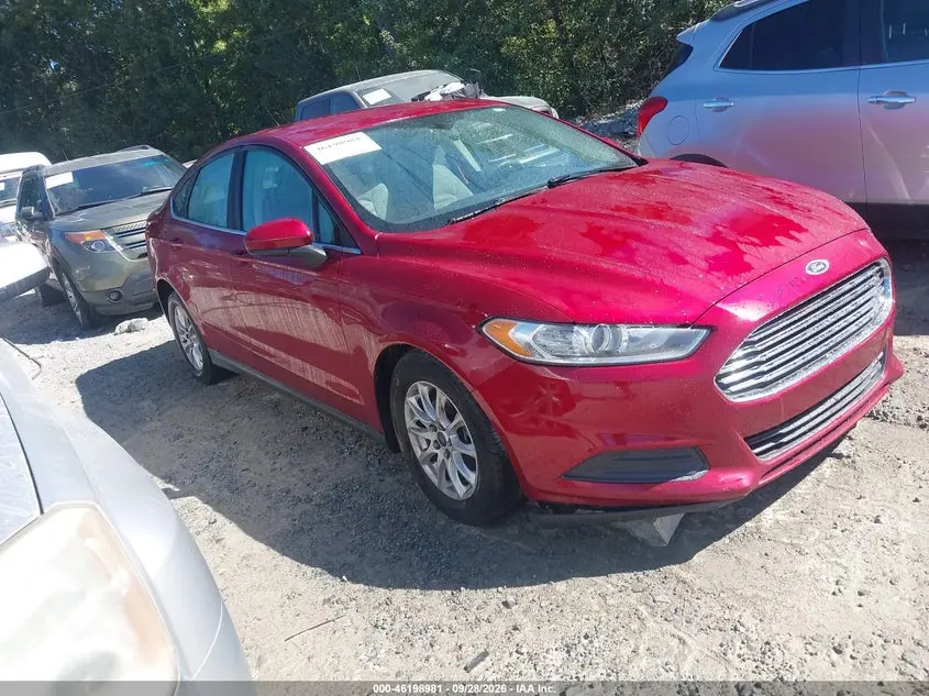 Ford Fusion S 2015