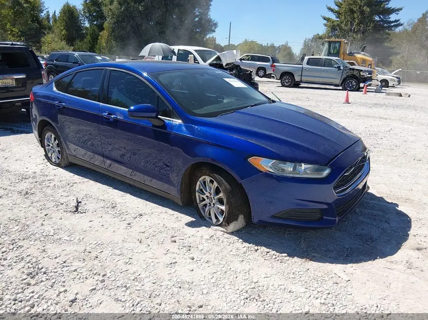 Ford Fusion S 2016