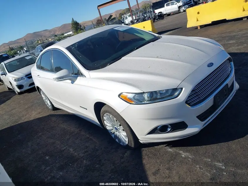 Ford Fusion Hybrid Se 2016