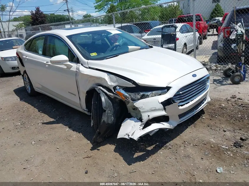 Ford Fusion Hybrid Titanium 2016