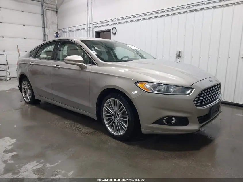 Ford Fusion Se 2015