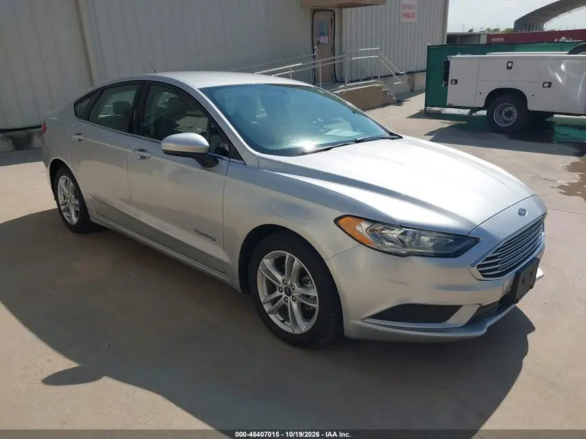Ford Fusion Hybrid S 2018