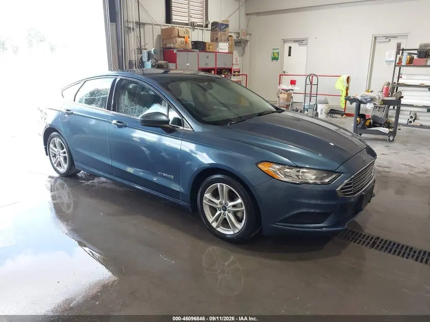 Ford Fusion Hybrid S 2018