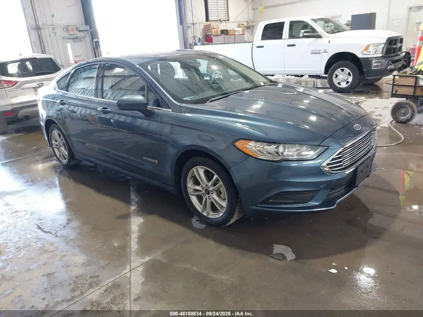 Ford Fusion Hybrid S 2018