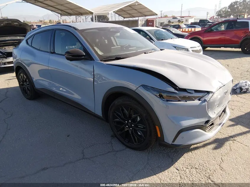 Ford Mustang Mach-E Select 2025