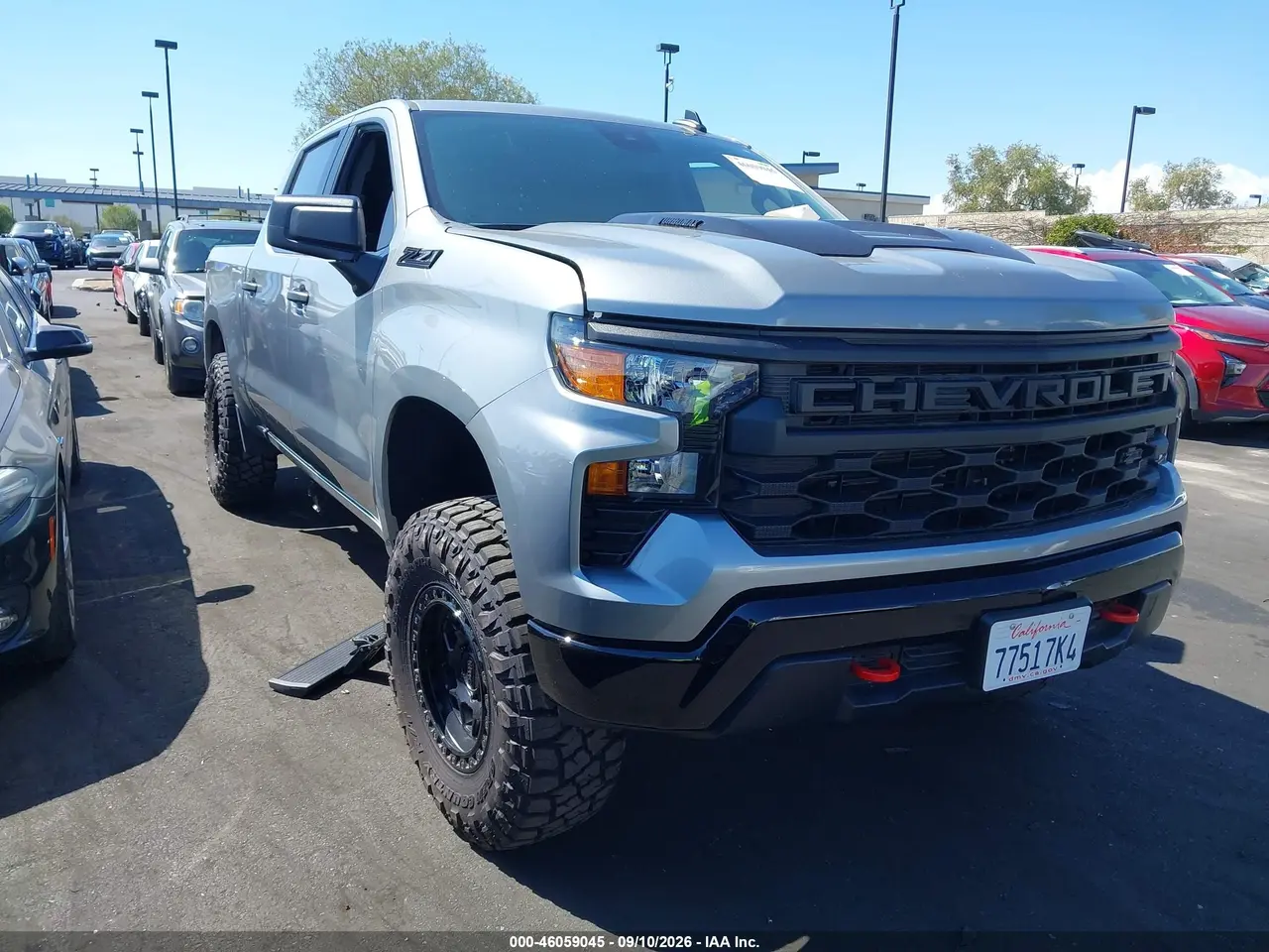 Chevrolet Silverado 1500 4Wd Short Bed Custom Trail Boss 2026