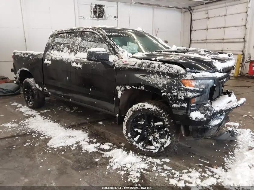 Chevrolet Silverado 1500 4Wd Short Bed Custom Trail Boss 2024