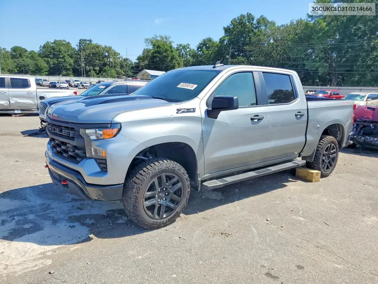 Chevrolet Silverado K1500 Trail Boss Custom 2026