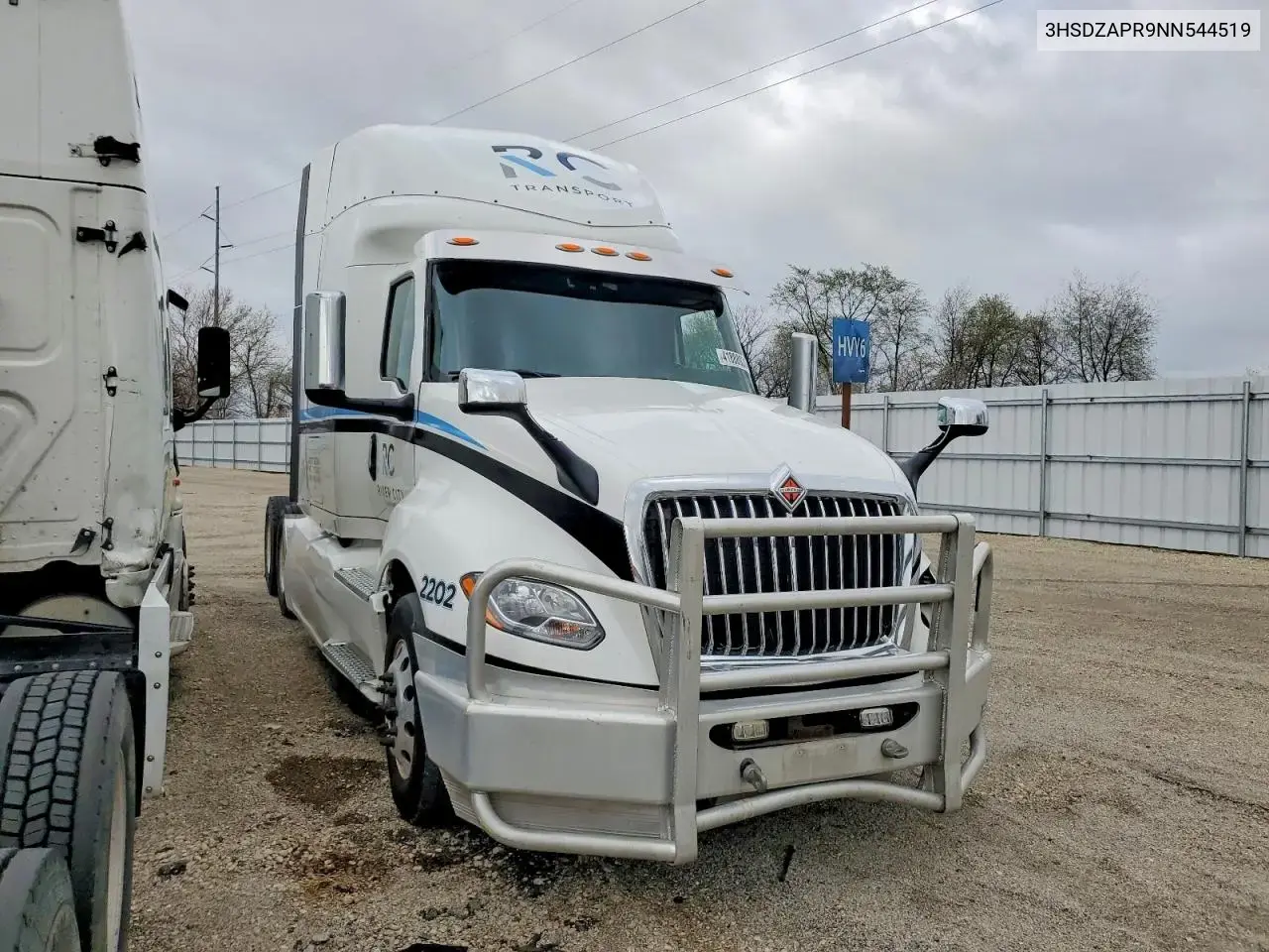 International Lt625 Semi Truck 2022