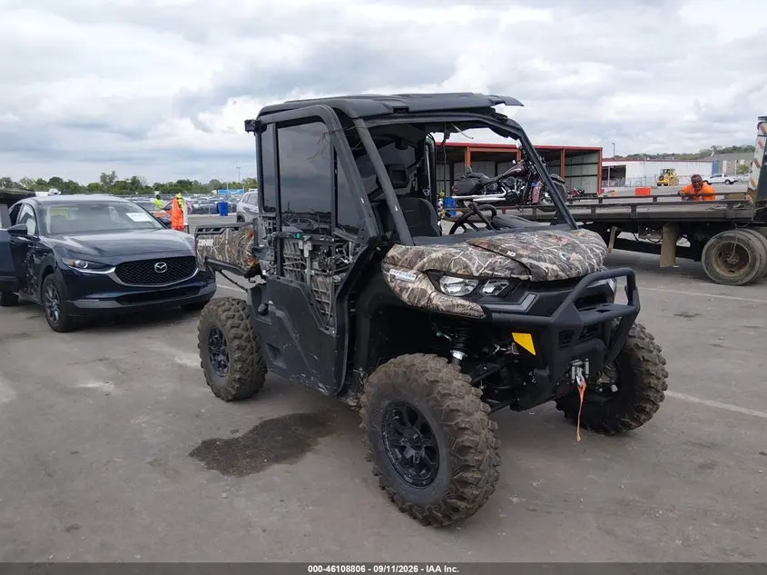 Can-Am Defender Limited Cab Hd10 2025