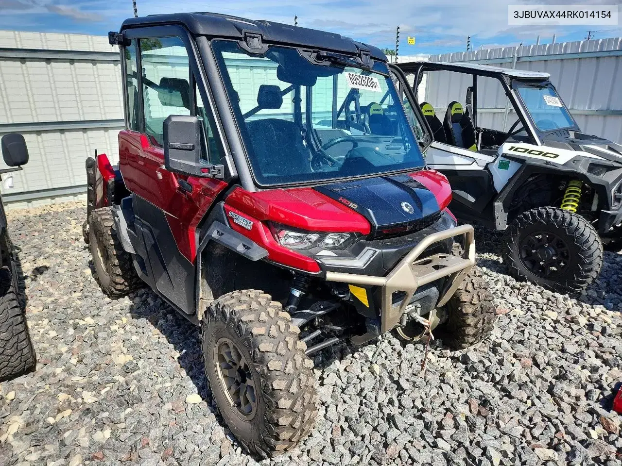 Can-Am Defender Utility Vehicle 2024