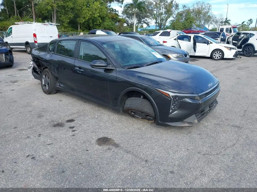 Kia K4 Lxs 2025