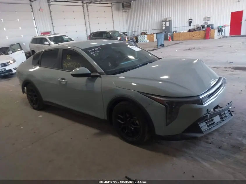 Kia K4 Lxs 2025