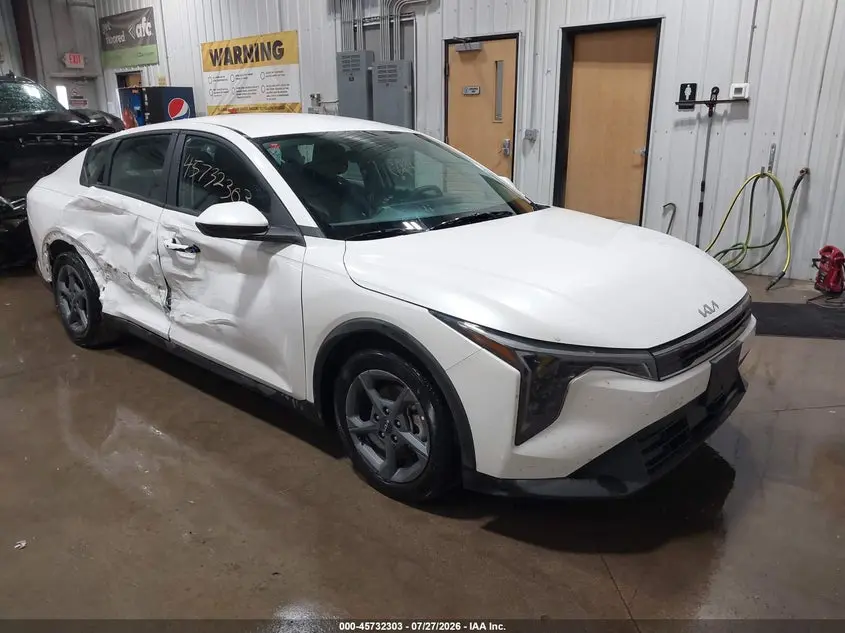 Kia K4 Lxs 2025
