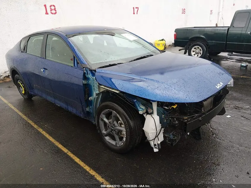 Kia K4 Lxs 2025