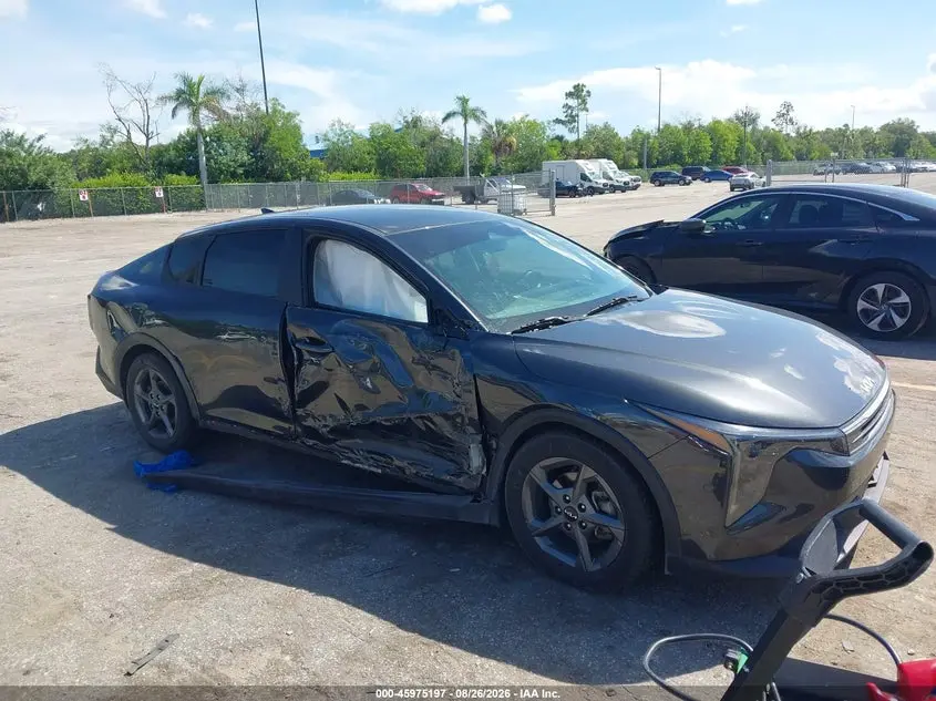 Kia K4 Lxs 2025