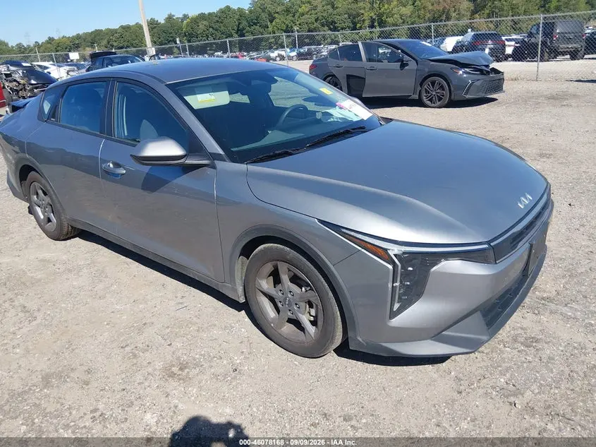 Kia K4 Lxs 2025