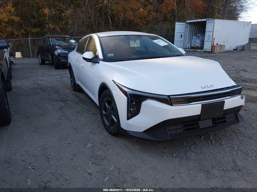 Kia K4 Lxs 2025