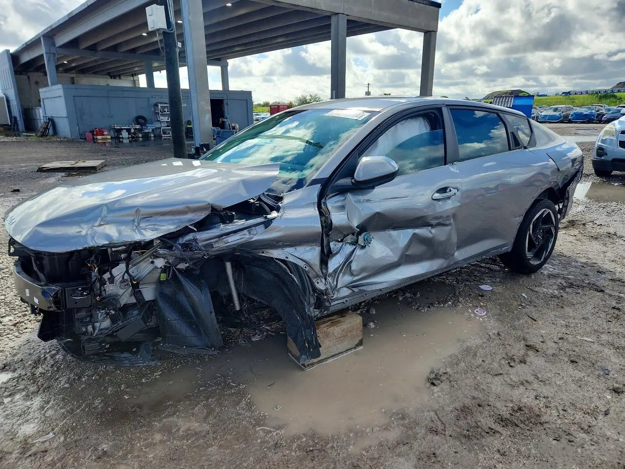 Kia K4 Ex 2025