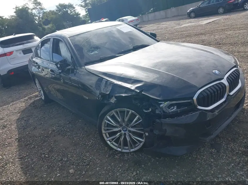 BMW 330E 2023