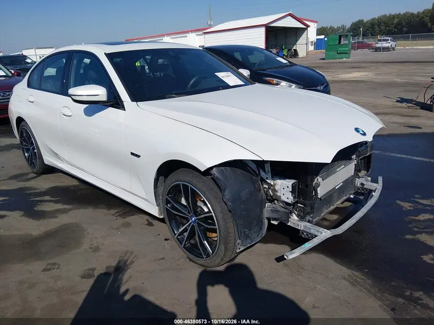 BMW 330E xDrive 2022
