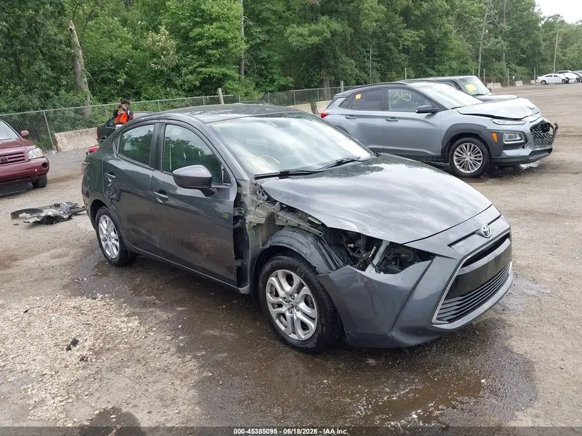 Toyota Yaris Ia 2017
