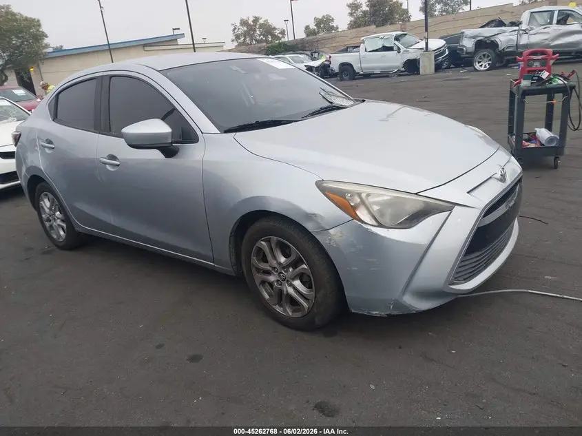 Toyota Yaris Ia 2017