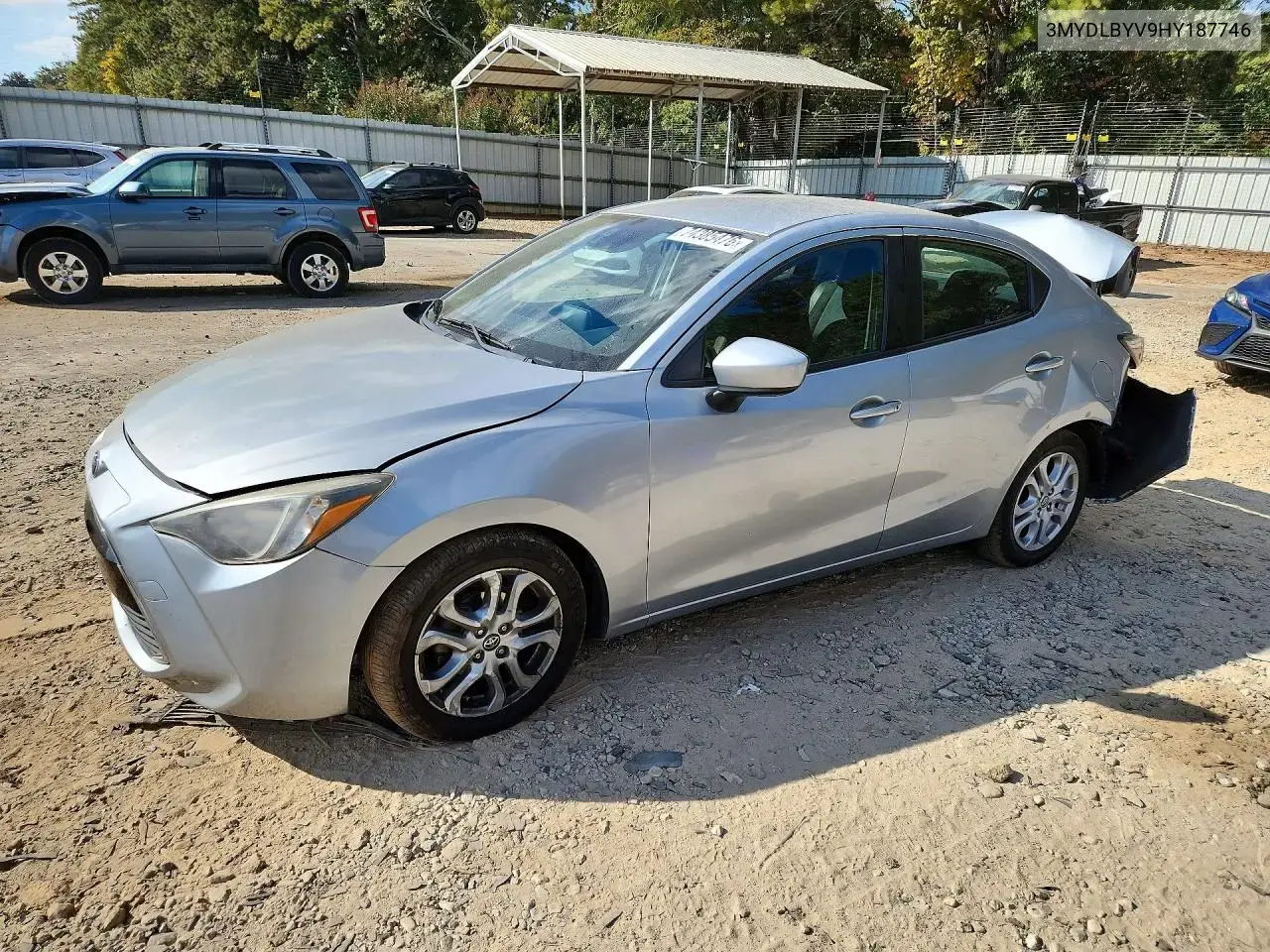 Toyota Yaris Ia Base 2017