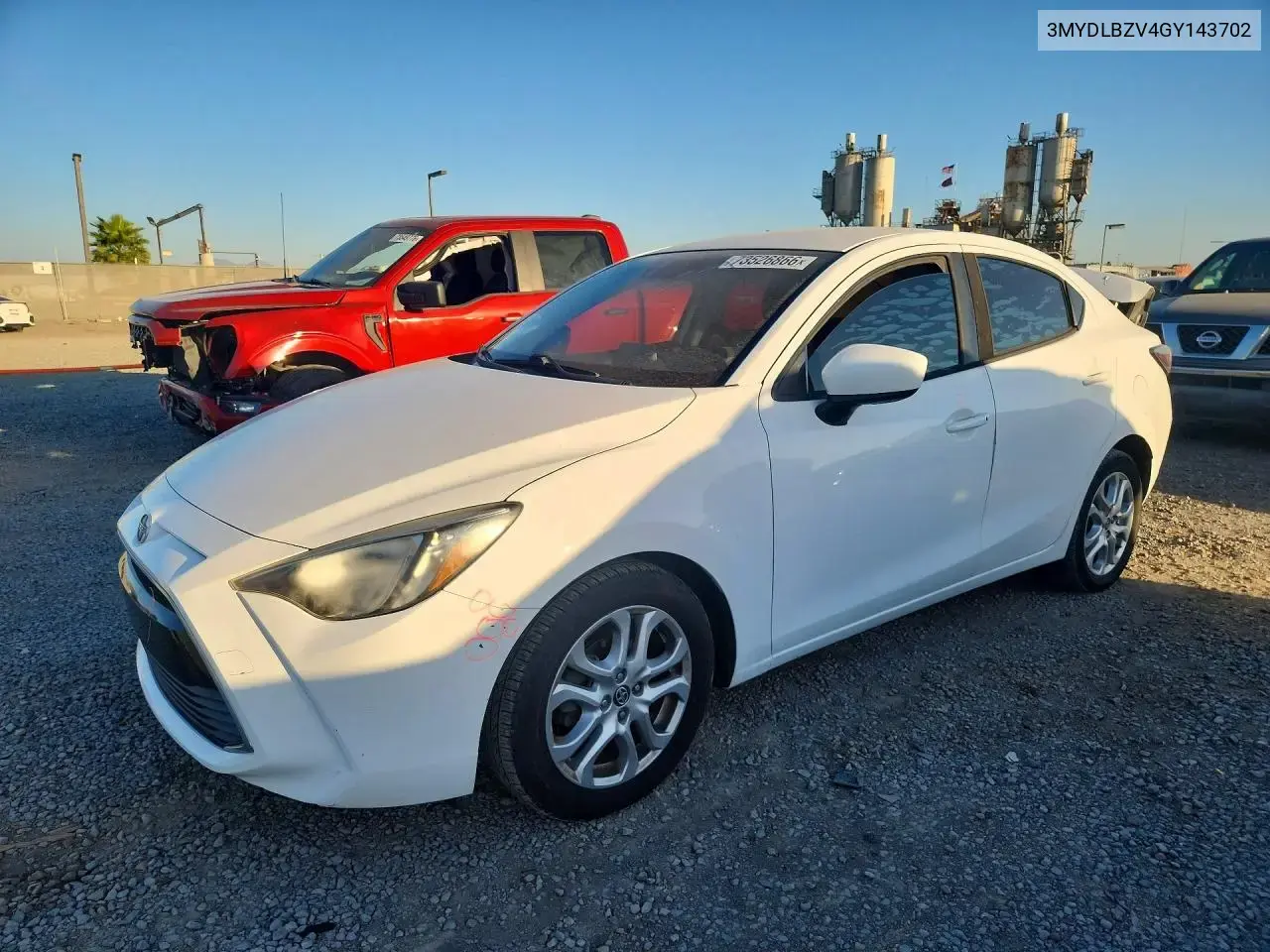 Scion Ia Base 2016