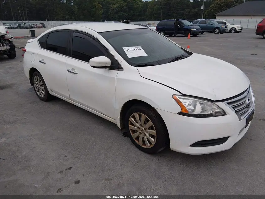 Nissan Sentra S 2015