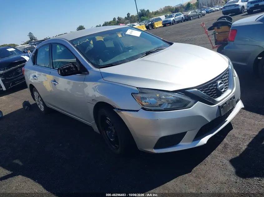 Nissan Sentra S 2016