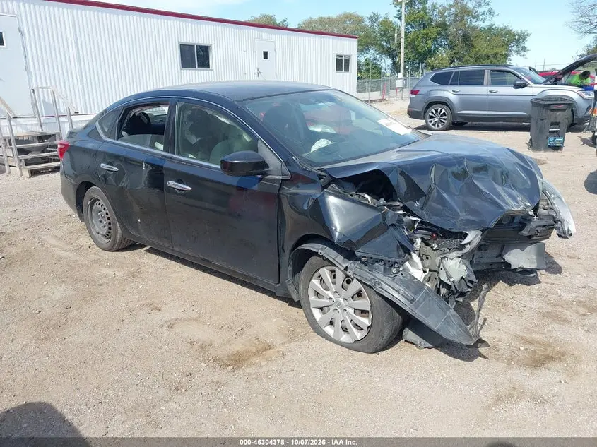 Nissan Sentra S 2016