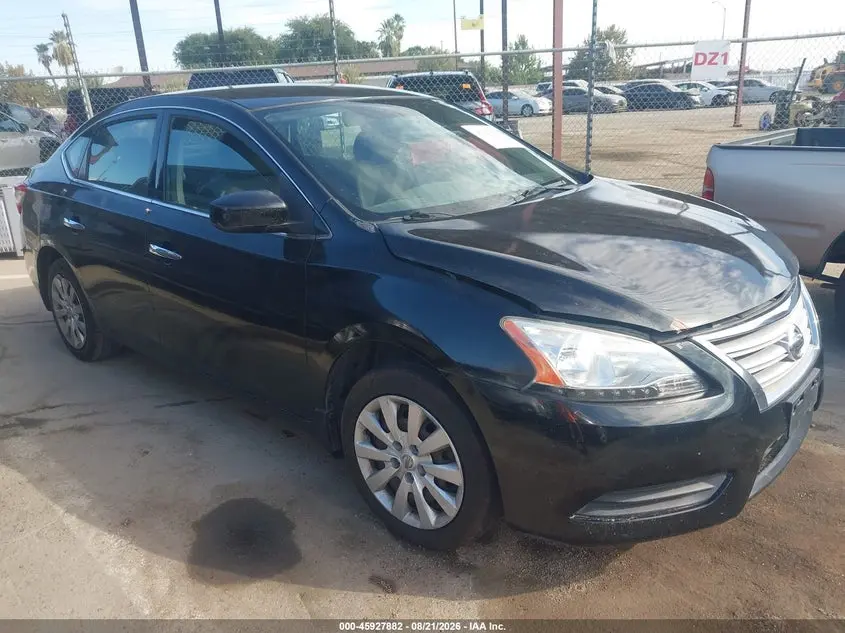 Nissan Sentra S 2015