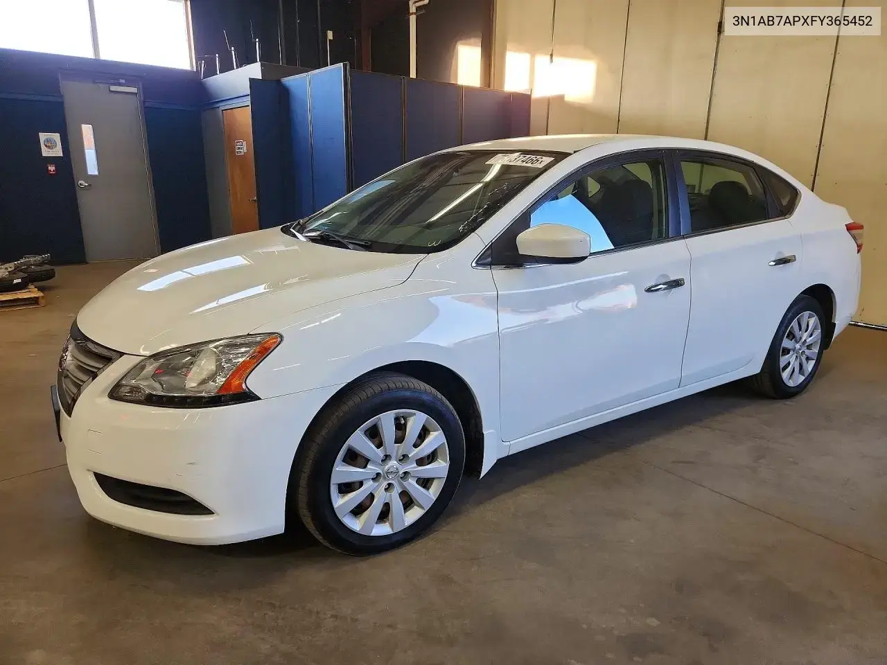 Nissan Sentra S 2015
