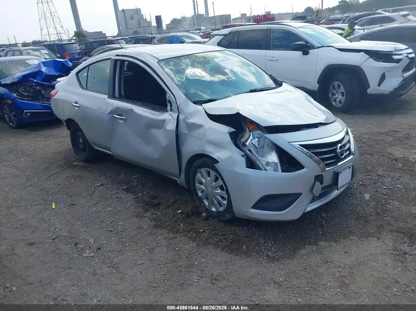 Nissan Versa 1.6 Sv 2019