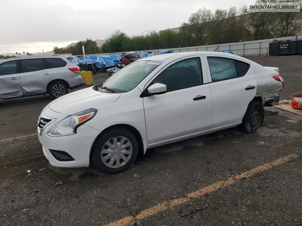 Nissan Versa 1.6 S Plus 2016
