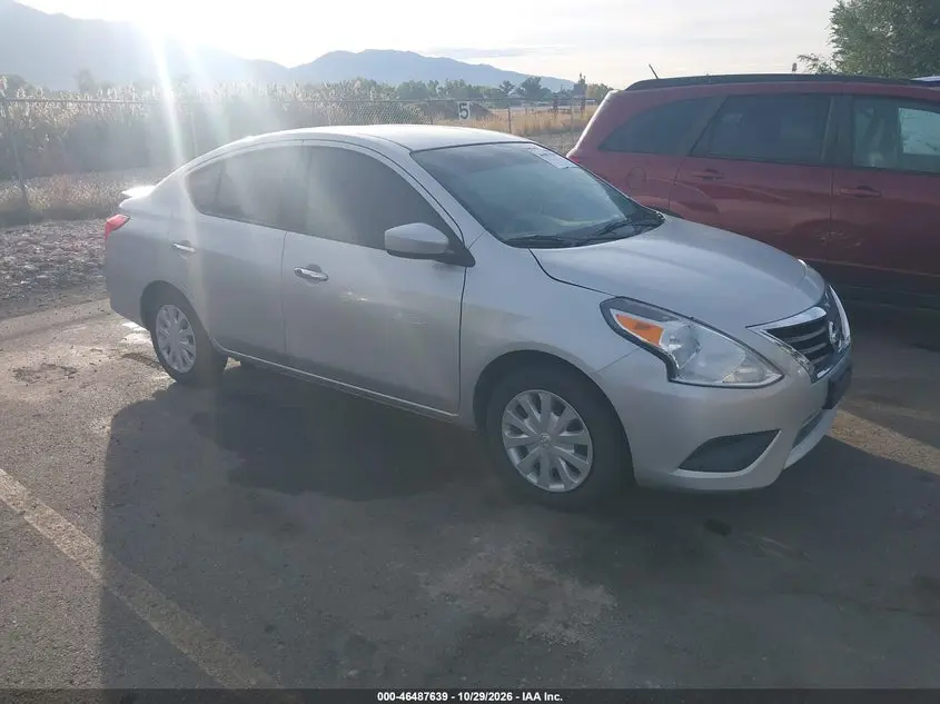 Nissan Versa 1.6 Sv 2017