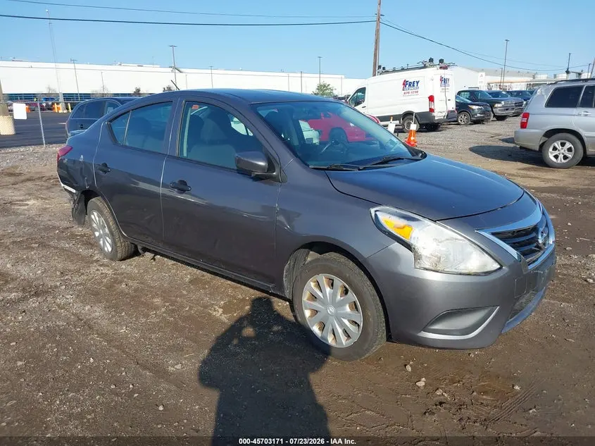 Nissan Versa 1.6 S+ 2019