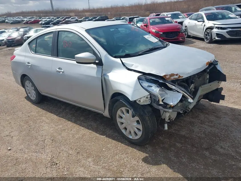 Nissan Versa 1.6 Sv 2019