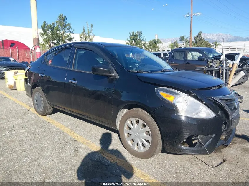 Nissan Versa 1.6 Sv 2016