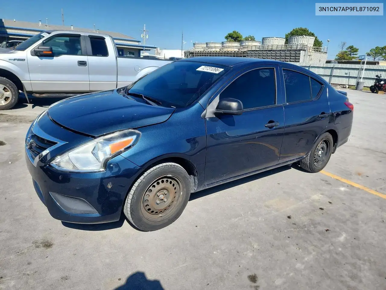 Nissan Versa 1.6 S 2015