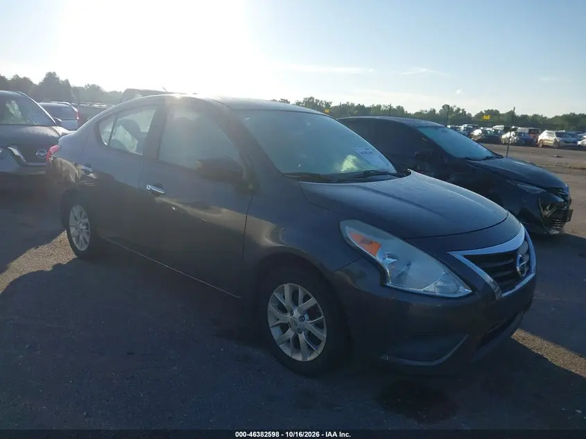 Nissan Versa 1.6 Sv 2015